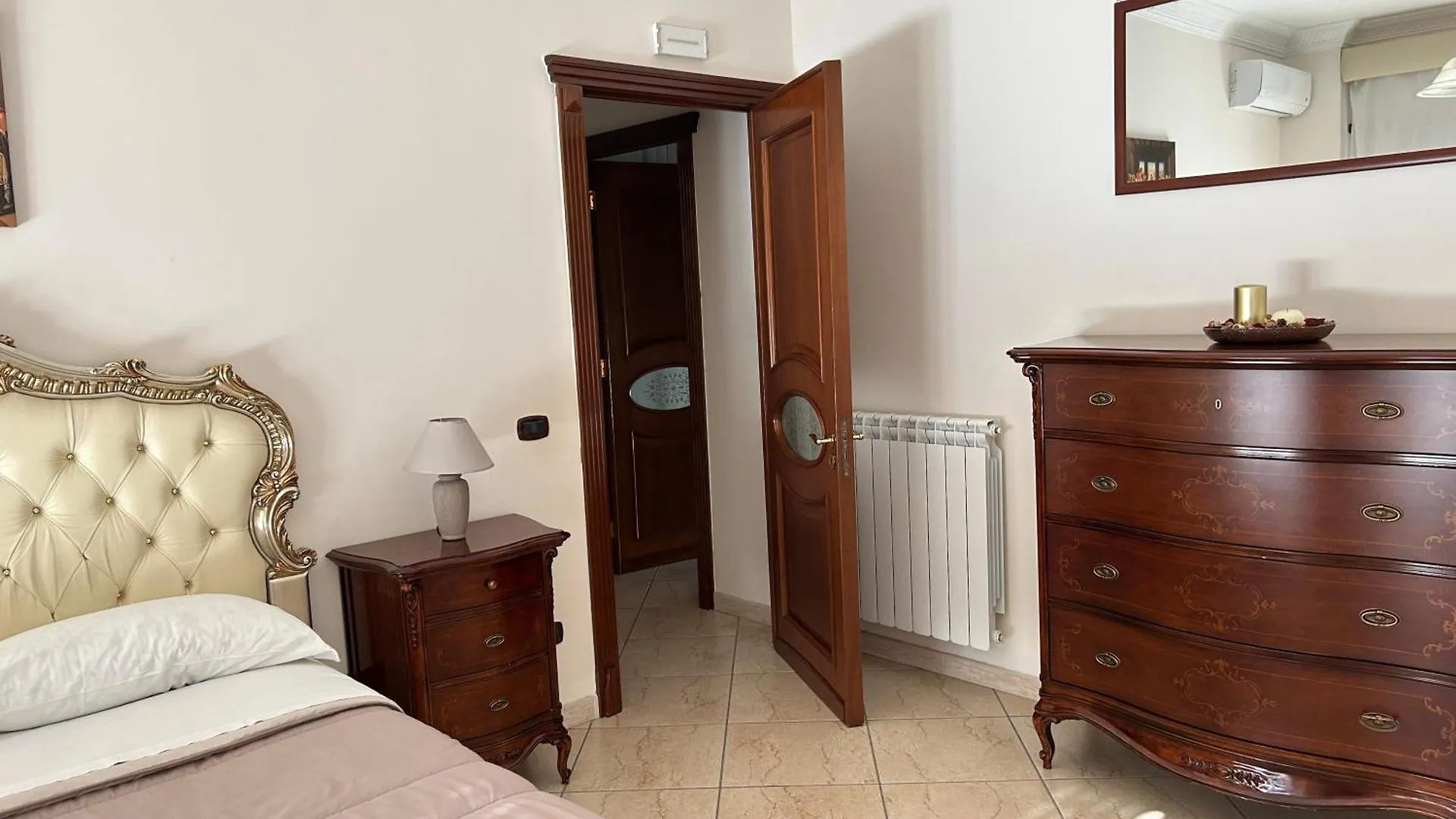 Luxury_C3 Apartment Naples 0*,  Italy
